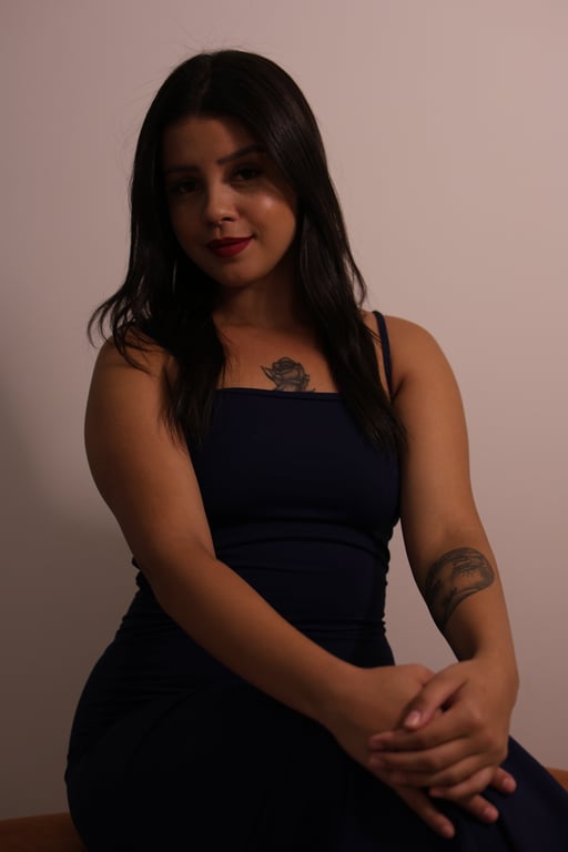 Massoterapeuta Késsia – Relaxamento, Sensualidade e Bem-Estar