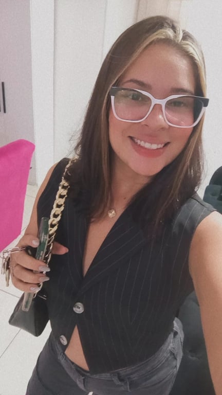 Ana Tantra Podolatria, Nuru, Tântrica e Interações reais.