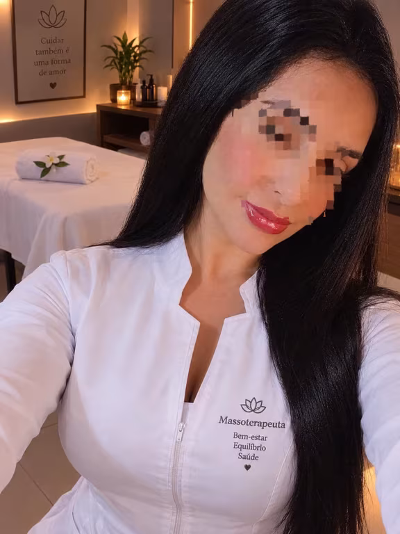 Sabrina massoterapeuta/ terapia / cuidado e carinho acima de tudo!