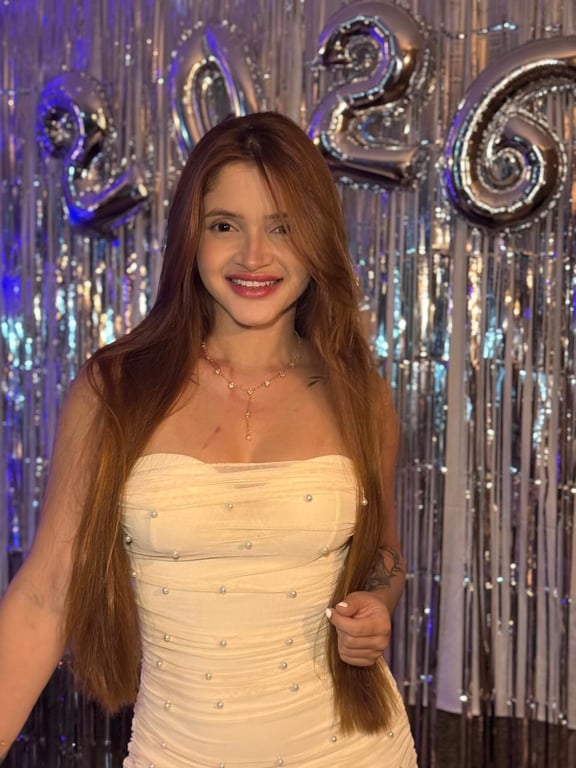 Lavi | Terapeuta Especialista em Experiências Sensoriais Afrodisíacas Massagistas