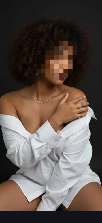 CACAU FERRAZ, Massagem Completa e Experiência Exclusiva. Massagista