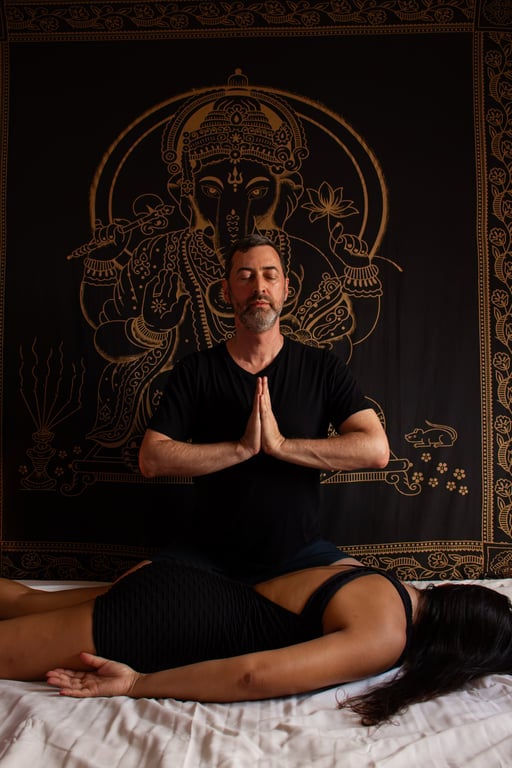 Marcelo Deepak Terapias Sensoriais & Massagens Casal ou Individual Massagem sensual