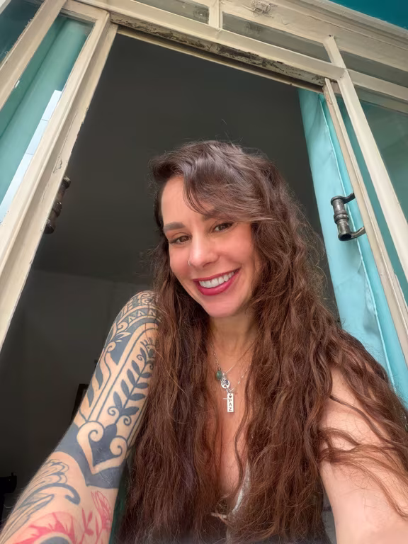 Pam | Terapeuta Tântrica e Massoterapeuta Profissional