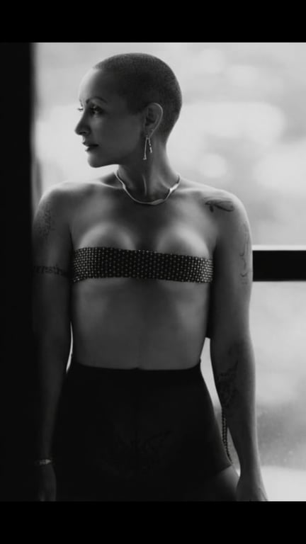  Núbia - O Toque da Deusa