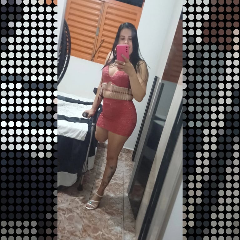 Brunynha a melhor massagem de uma amputadinha Massagem nuru em