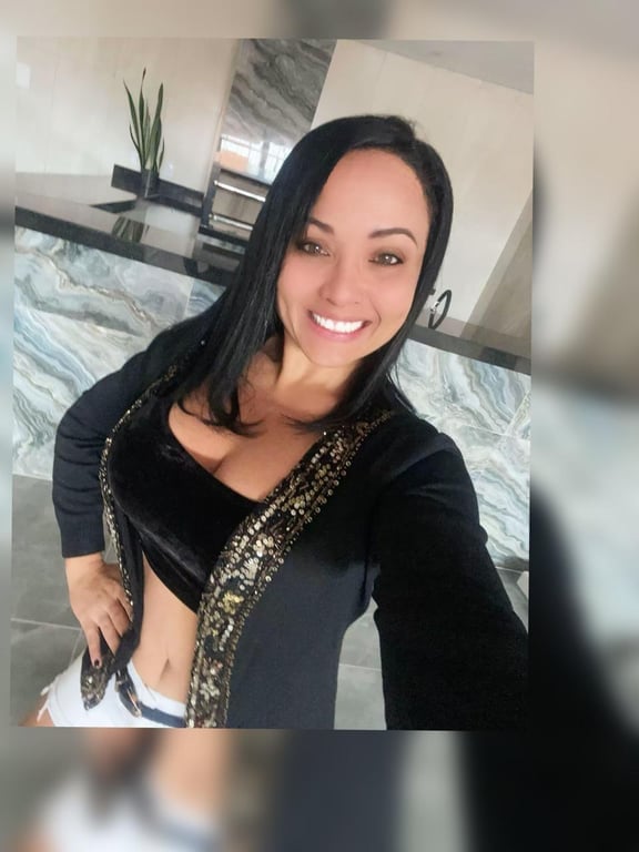 Júlia Mineirinha, massoterapeuta sensual! Nuru, prostática, 4hands Massagem nuru