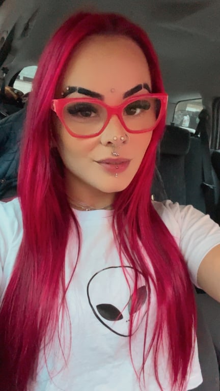 terapeuta Louise Cintia Estetica facial e corporal Louise Cintia Estetica facial e corporal