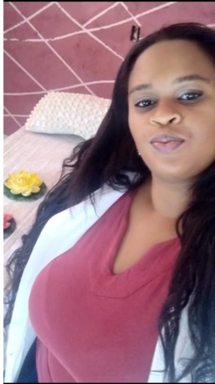 Luiza – Massagem Nuru: Prazer, Relaxamento e Conexão Natural Massagem sensual Luiza – Massagem Nuru: Prazer, Relaxamento e Conexão Natural Massagem sensual