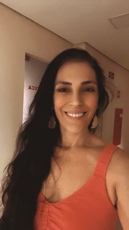 Carol Matta | Você nunca sentiu seu corpo assim Massagem sensual em