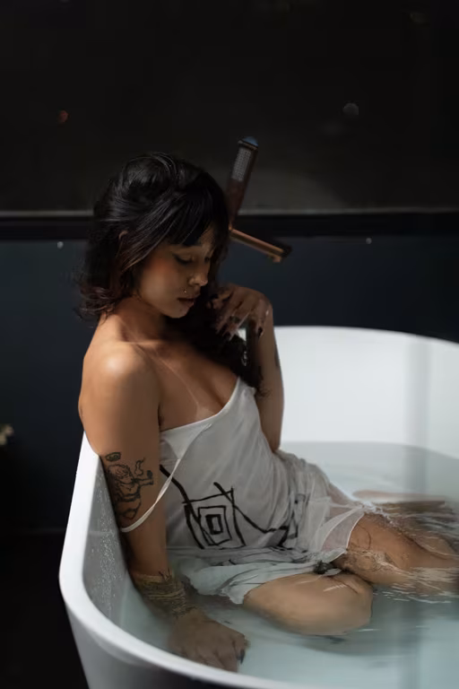 Terapeuta Kali autoconhecimento para você Massagem sensual em