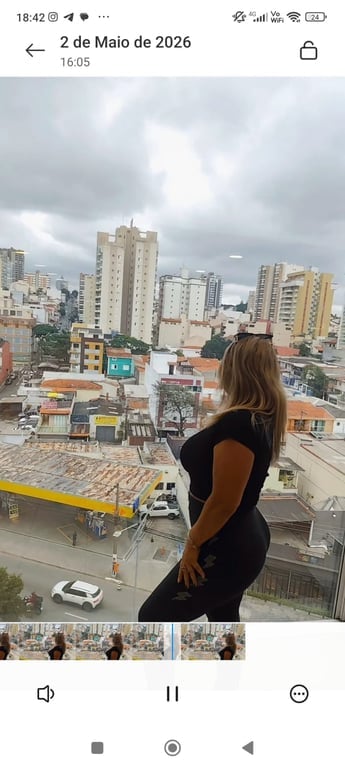 Loira massoterapeuta Graduado na Europa experiências na área Massagista em