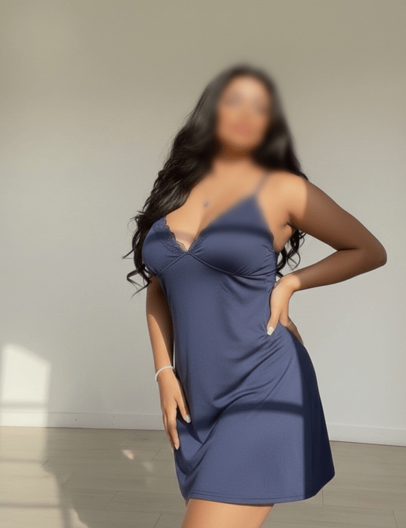 Sabrina Fernanda massagista especialista em Nuru e relaxante 