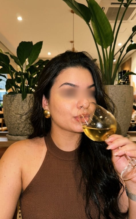 terapeuta Julia Mendes massagem sensual e corpo a corpo Julia Mendes massagem sensual e corpo a corpo