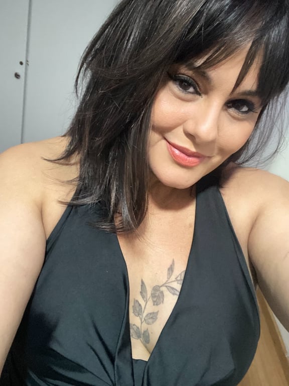 Carol Perez | Massagem Tântrica Certificada + Sensual Nuru Bela Vista