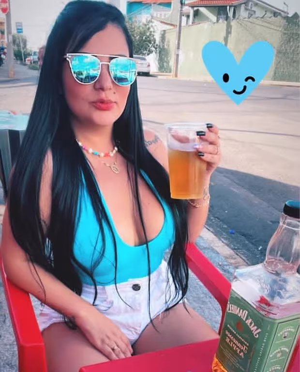 Jade Mãos de Fada, mais que um momento, uma experiência única Massagem tântrica em