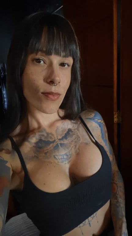 Ana – Primeira vez em São Paulo, venha relaxar comigo Massagem em Ana – Primeira vez em São Paulo, venha relaxar comigo Massagem em