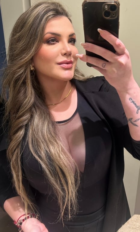 Nicole Massoterapeuta Massagista em