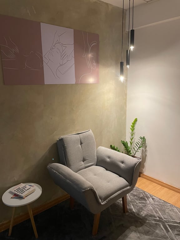 Oi, Sou Iza, sua melhor escolha para hoje. NURU premium comigo! Massagem