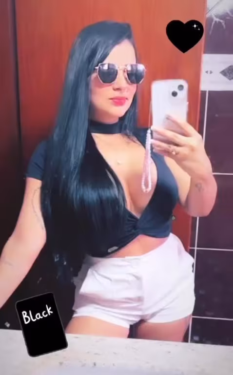 Jade Mãos de Fada, mais que um momento, uma experiência única Massagem tântrica em