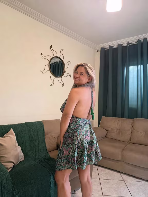 Maryory Terapeuta Tântrica Venha viver uma experiência única de conexã Massagem tântrica em