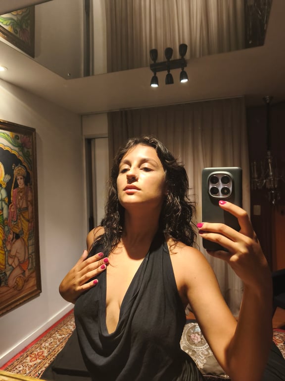 Bea Mahakali - Vivência erótica tântrica VIP