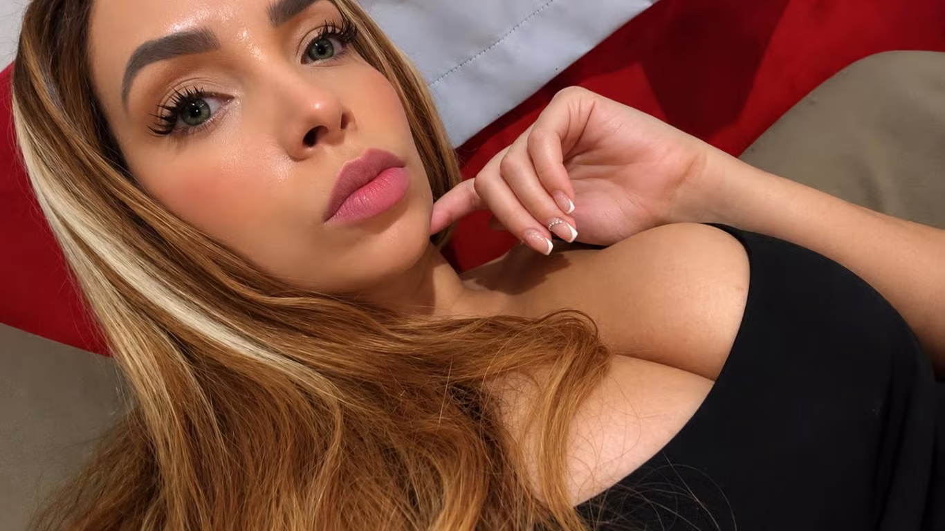 Leny By Luna Lumiar experiência Sensoriais Tântrica Nuru entre outras