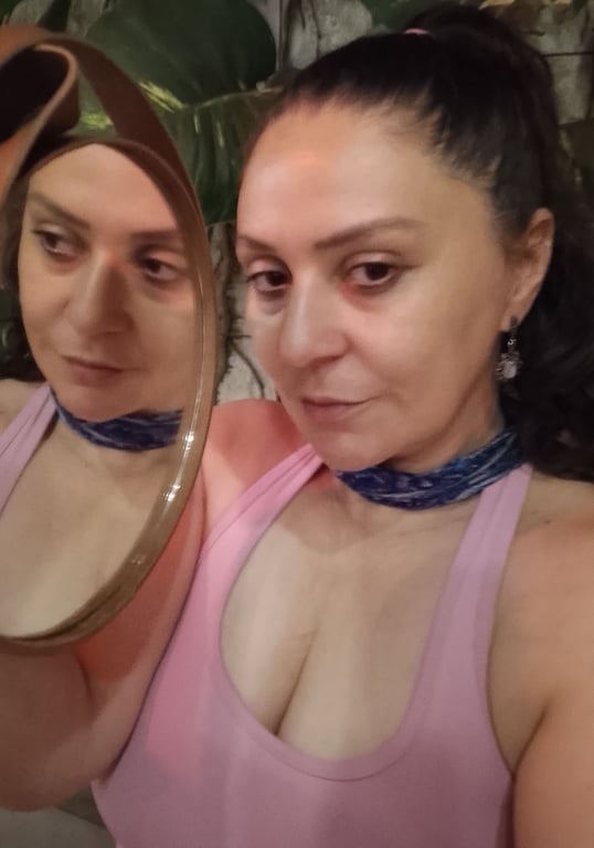 Experiências de Êxtase sensorial, afetivo e erótico. No jardins. 