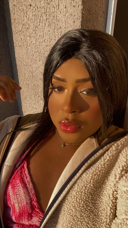 CAROL SOUZA TRANS MASSOTERAPEUTA Massagem nuru
