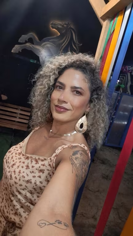 Kati Terapeuta Sensorial • Conexão & Êxtase •