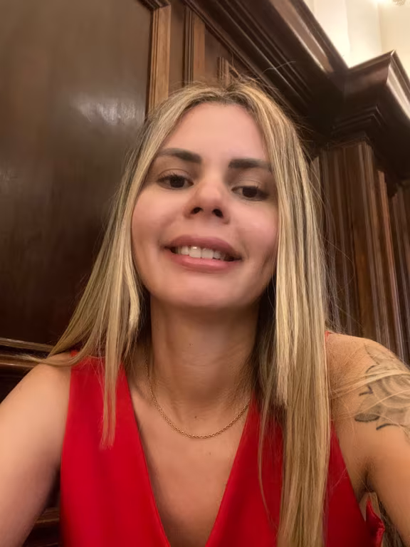 Pietra massagens Relaxante, Tântrica, Nuru e Mútua