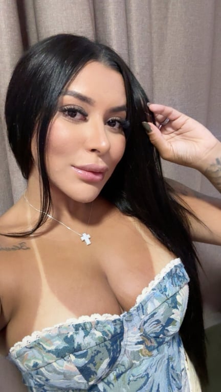 Camila Queiroz Massoterapeuta - Prazer e cuidado . . 