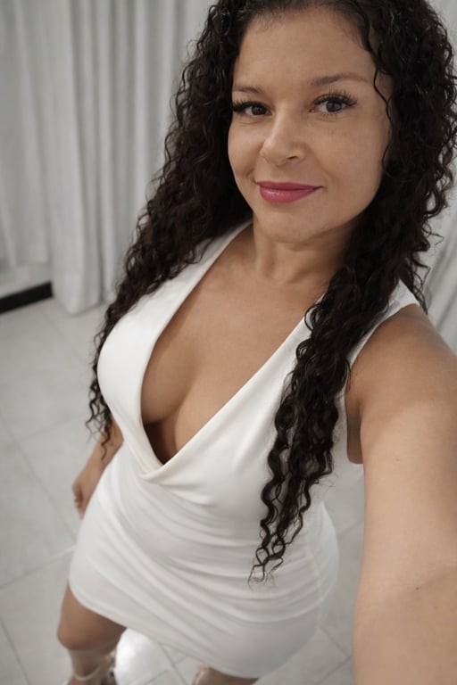 Ana Massoterapia - Exclusividade, discrição e prazer na medida certa.