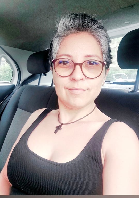 terapeuta Deby Massoterapeuta - Massagem Terapêutica. Deby Massoterapeuta - Massagem Terapêutica.