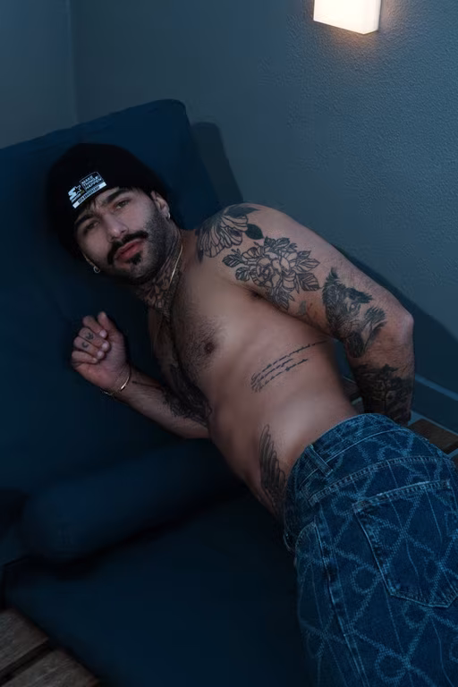 Um Toque potente | Massagem nuru e relaxante Massagem nuru em