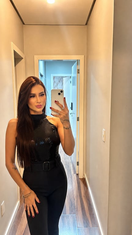 Ana Carolline - Massagem relaxante, tântrica e sensual.