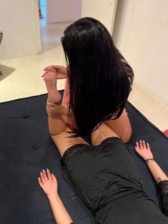 Larissa Massagista Massagem nuru Larissa Massagista Massagem nuru