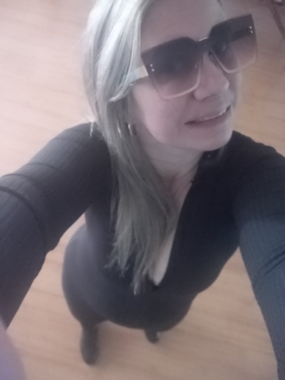 Vane Massoterapia(Finalizadas pela lingam) Massagista
