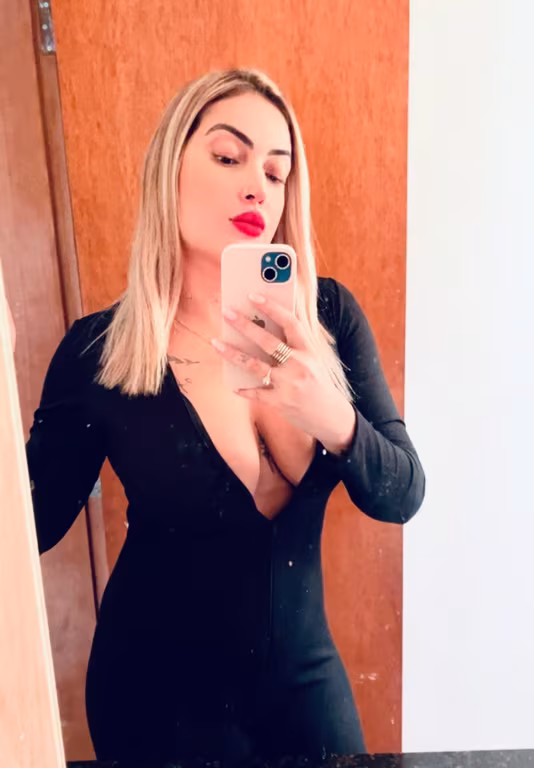 Tamires Martins , a melhor massagem Nuru da sua vida!!