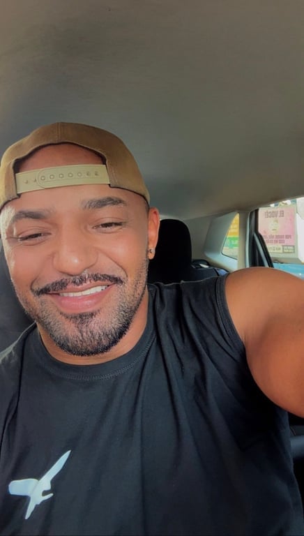 Vitor Black massagem relaxante BH e Região Massagem sensual em