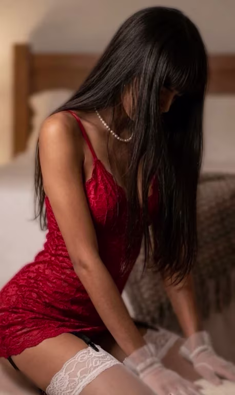 Júlia Bastos | somente Massagem Relaxante