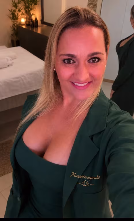 Mitrata massagens Formada em Massoterapia somente com agendamento