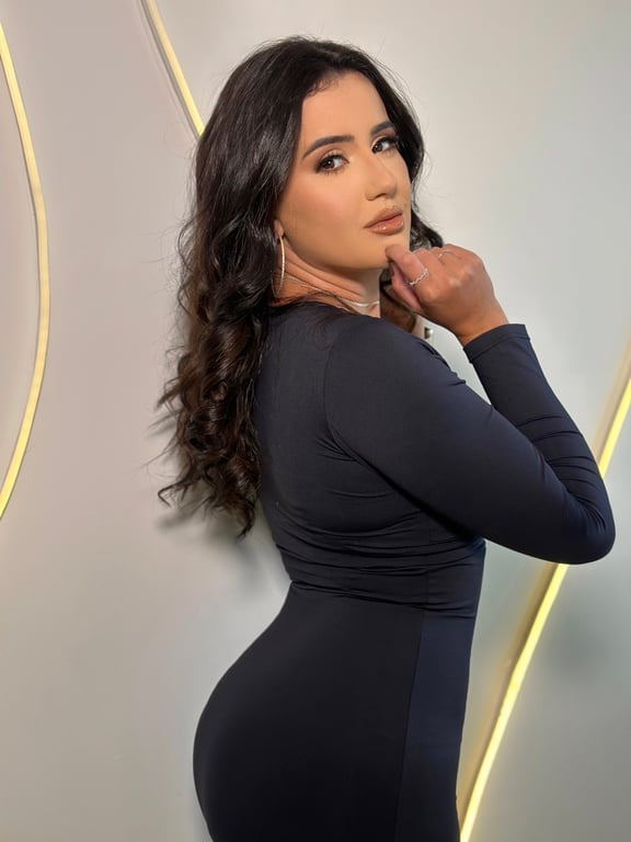 Stela Baroni – “ Desperte seus sentidos, leve e sem pressa”.