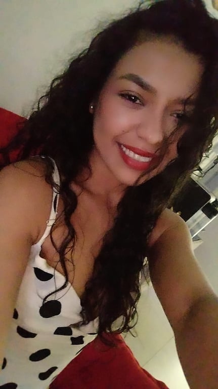 Gaby Bueno Massoterapeuta - Massagem Sensual e Relaxante