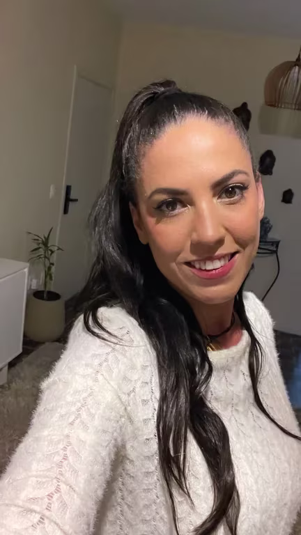 Terapeuta Vanessa relaxamento, alívio de dores e bem estar. Massagem nuru Terapeuta Vanessa relaxamento, alívio de dores e bem estar. Massagem nuru