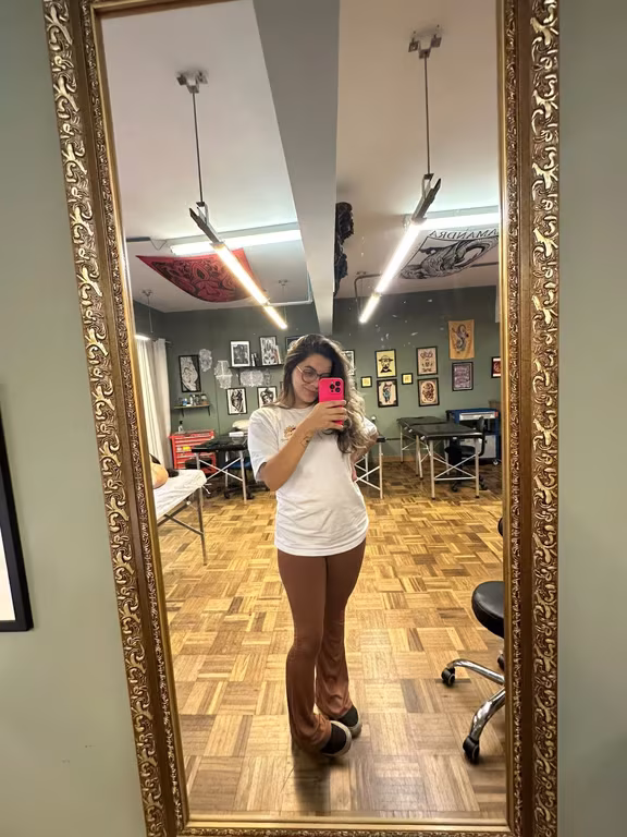 Ana Bittencourtt Massoterapeuta Massagem nuru
