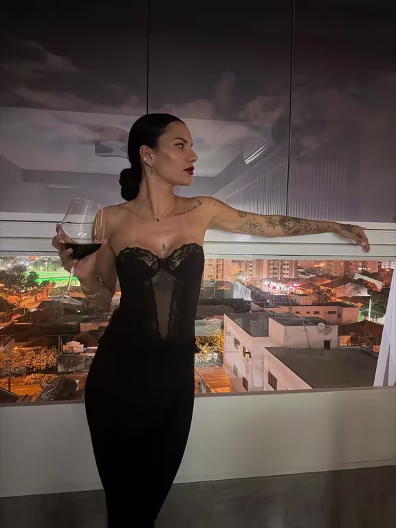 Manu Diniz Massoterapeuta Massagem sensual em