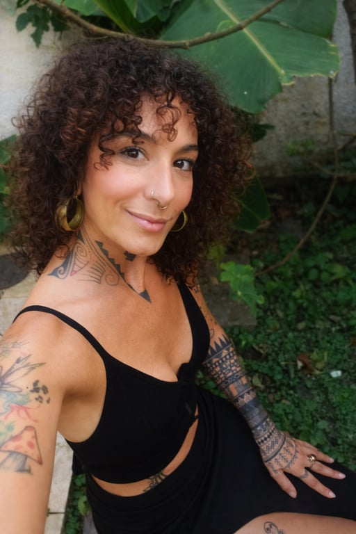 Gi Charrua Terapeuta Corporal Tântrica