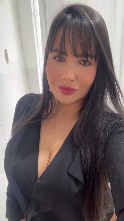 Júlia Miranda massagem tântrica, relaxante e Nuru