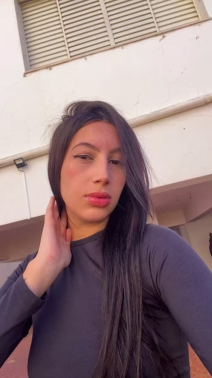 Alana, massoterapeuta, quarta promocional, atendendo até as 20h Massagem em
