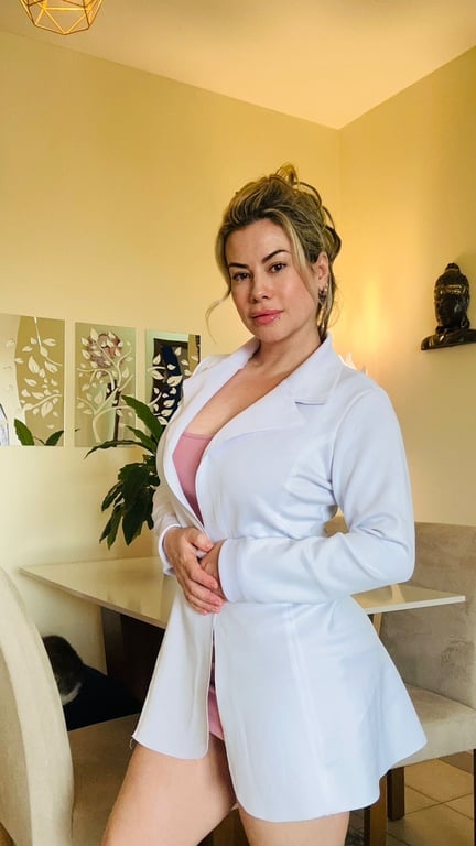 Letícia Massoterapeuta sensual Massagem